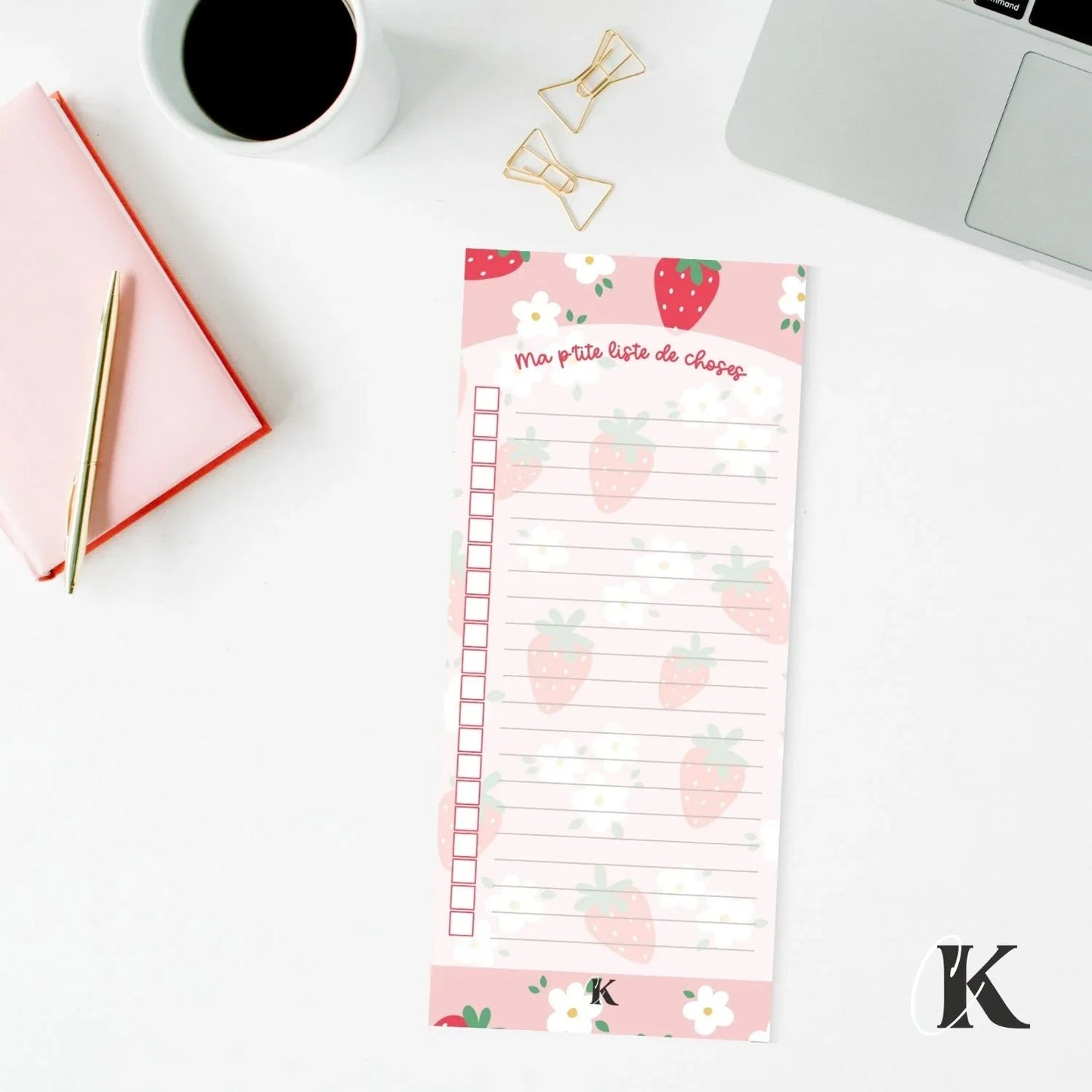 Liste de tâches | Fraises rouges et petites fleurs sur fond rose (To do list) - Papeterie