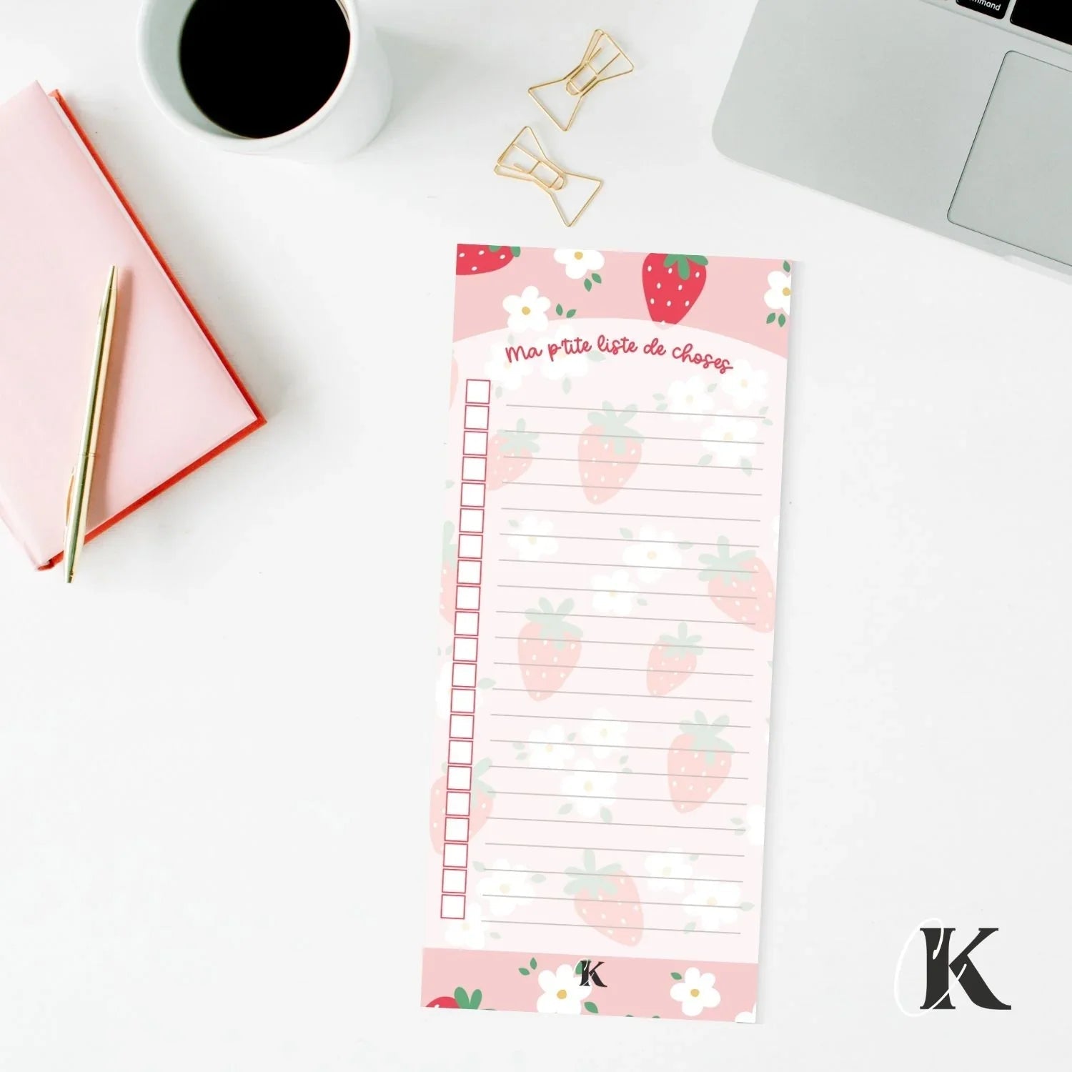Liste de tâches | Fraises rouges et petites fleurs sur fond rose (To do list) - Papeterie