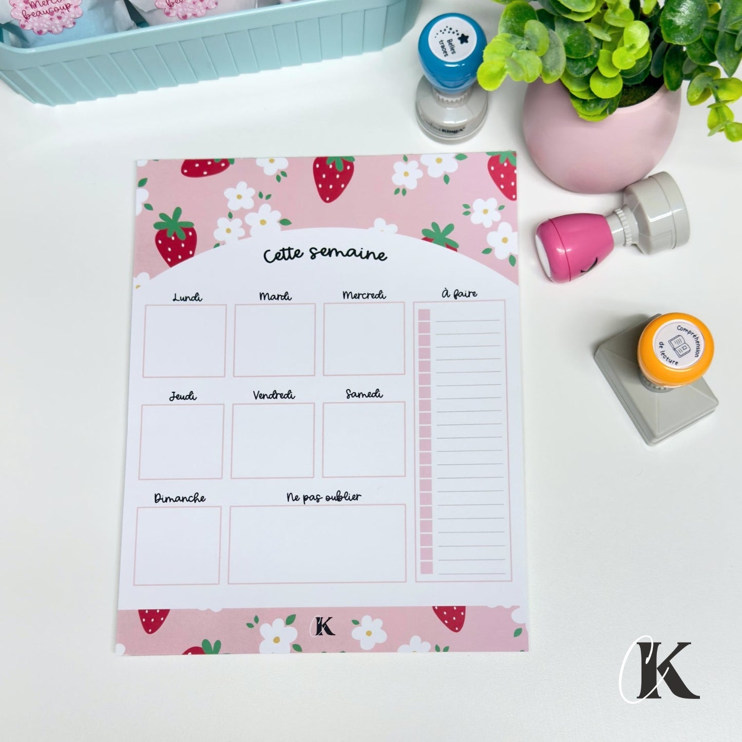 Planificateur semainier | Fraises sur fond rose - Papeterie